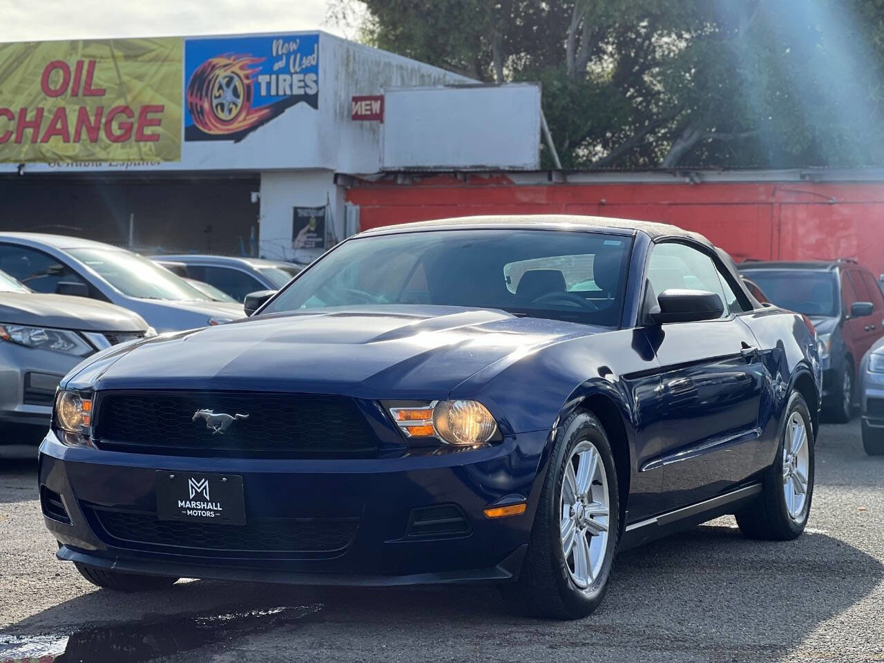 Used 2012 Ford Mustang Premium image 3