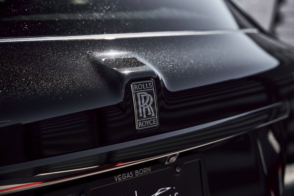 Used 2022 Rolls-Royce Cullinan Black Badge w/ Dark Exterior Package image 12