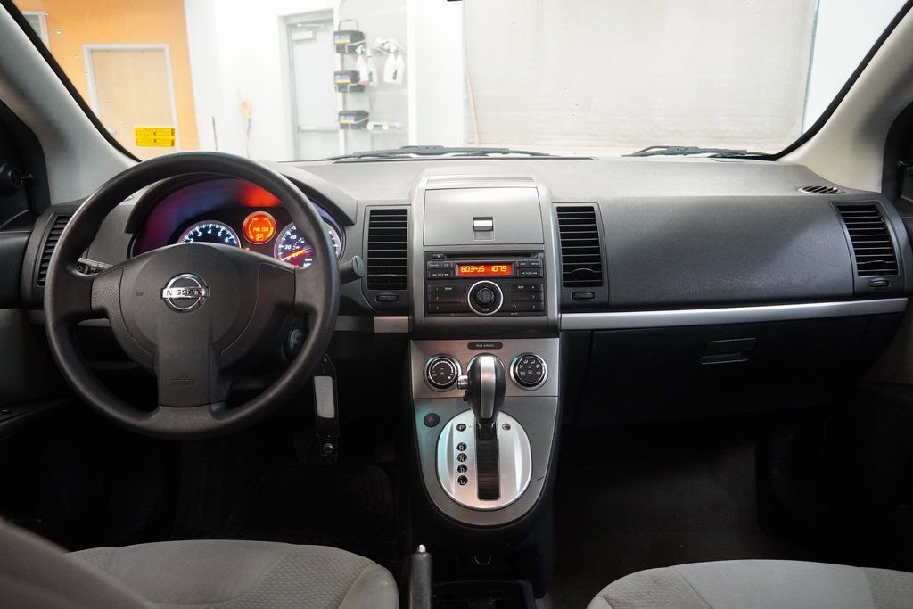 Used 2011 Nissan Sentra 2.0 image 7