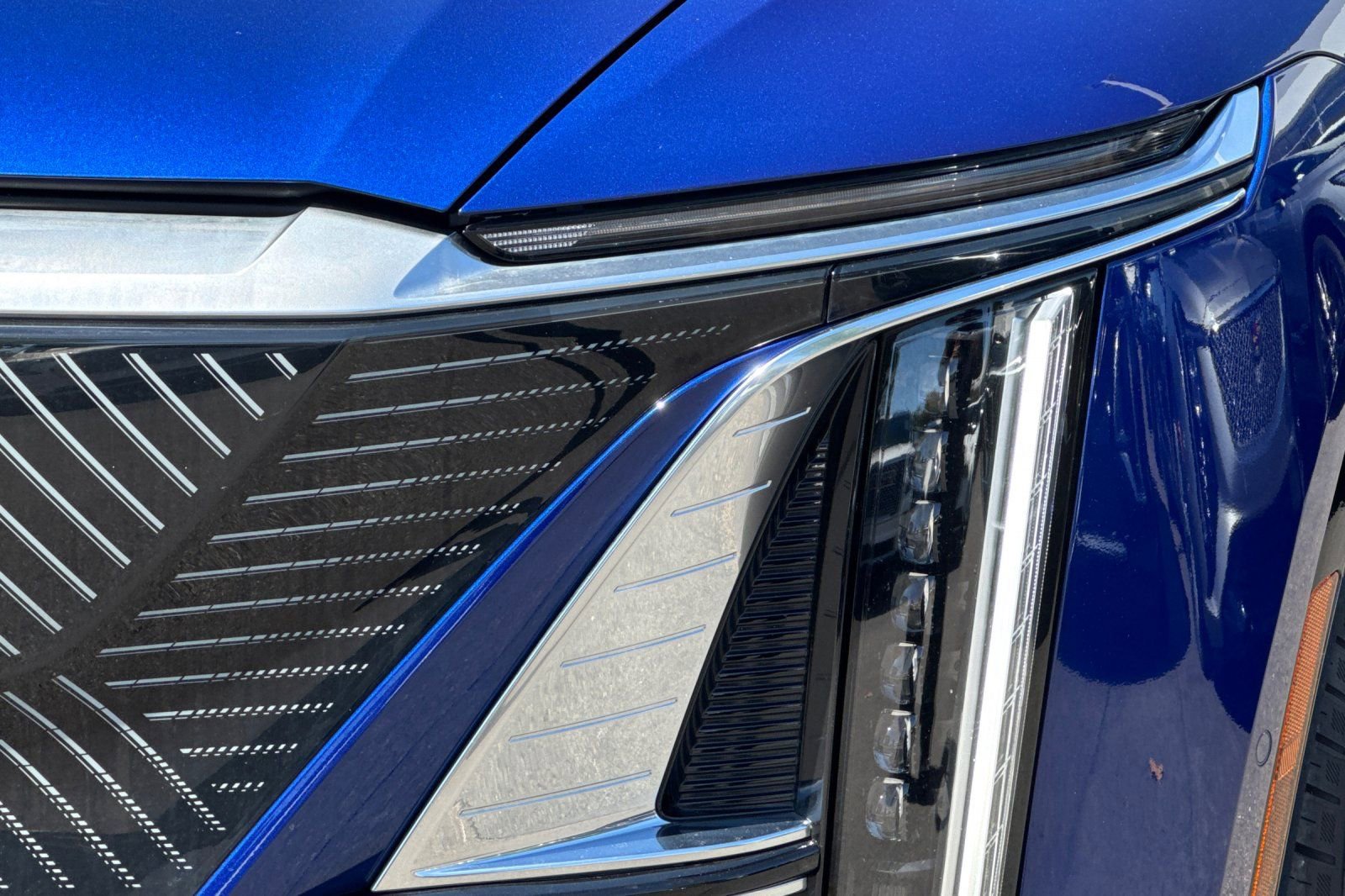 Used 2024 Cadillac Lyriq Tech w/ Driver Assist Package AWD/4WD image 48