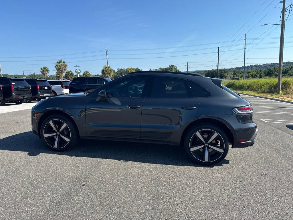 Used 2023 Porsche Macan Turbo AWD/4WD image 4