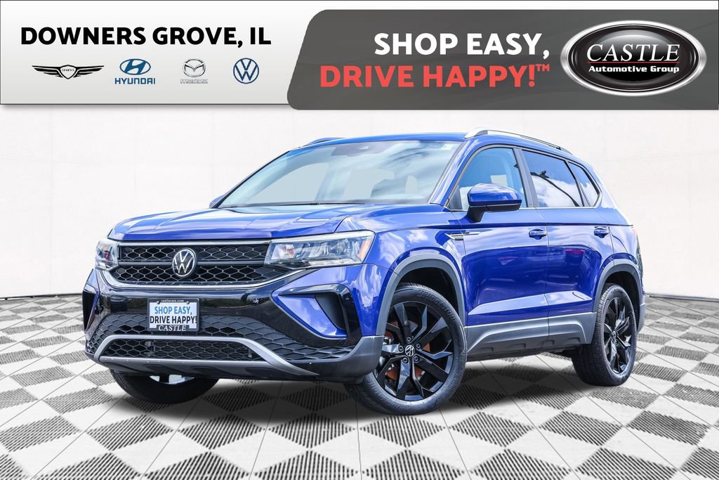 Used 2023 Volkswagen Taos SE w/ Panoramic Sunroof Package