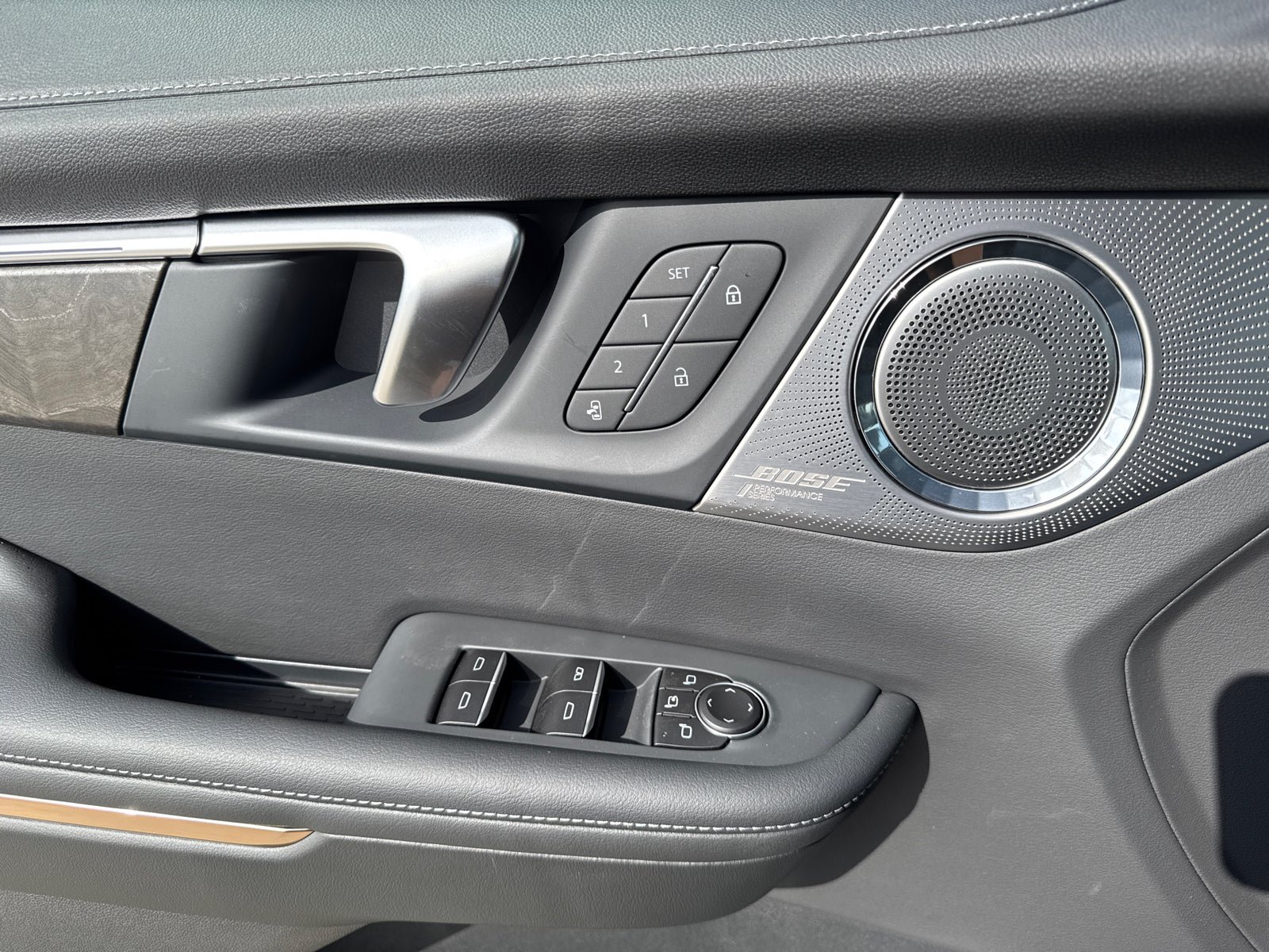 Used 2026 Buick Enclave Avenir w/ Super Cruise Package FWD image 28