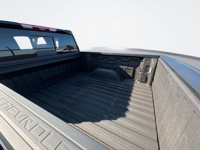Used 2024 Chevrolet Silverado 1500 High Country w/ Technology Package AWD/4WD image 10