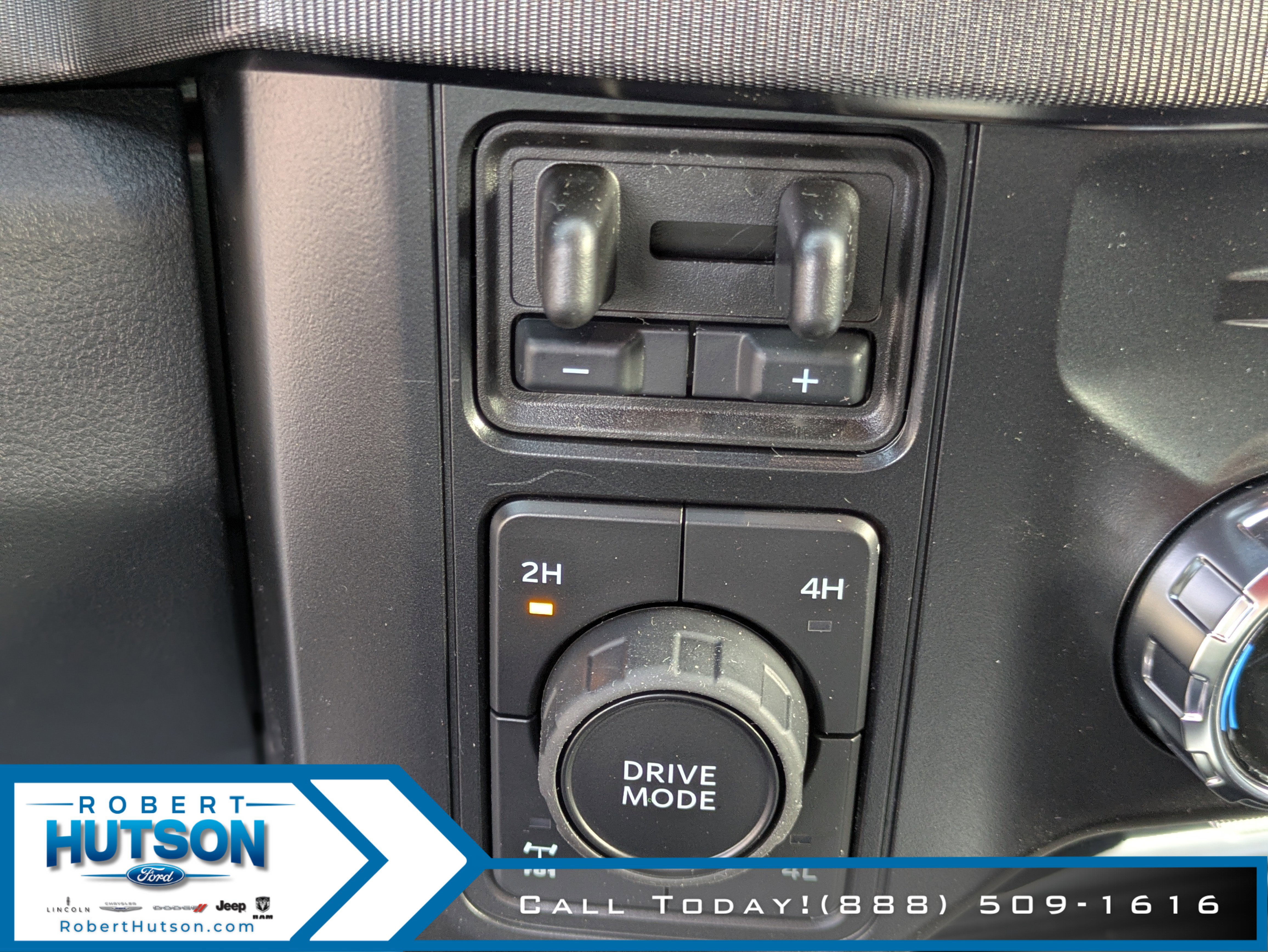 New 2026 Ford F250 Platinum image 25