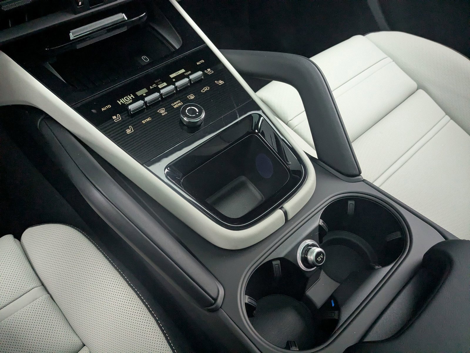 New 2026 Porsche Cayenne S image 21