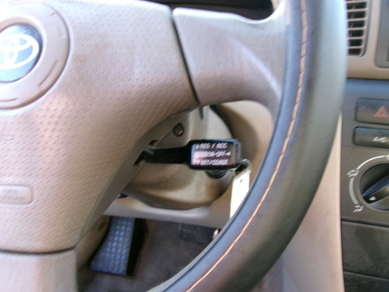 Used 2005 Toyota Corolla CE image 13