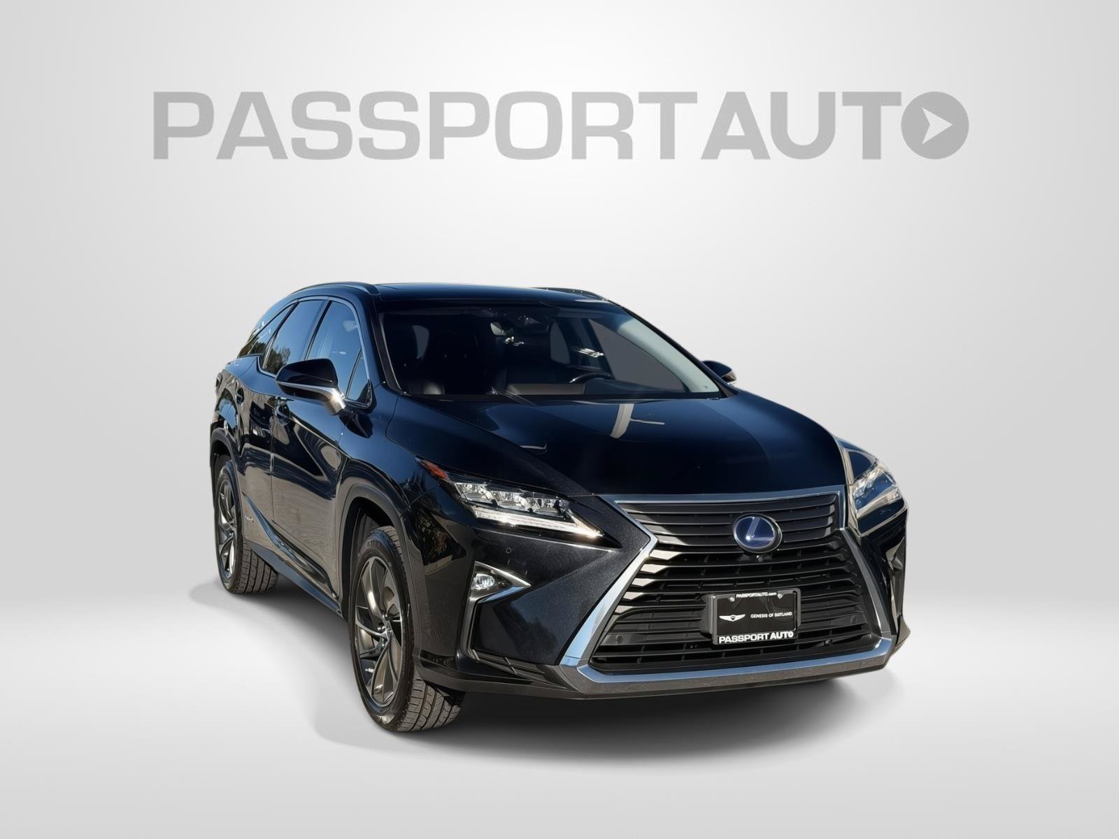 Used 2019 Lexus RX 450hL Luxury w/ Accessory Package AWD/4WD image 3