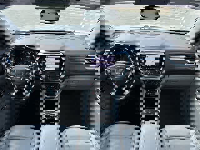 Used 2021 GMC Acadia SLT w/ Trailering Package image 16