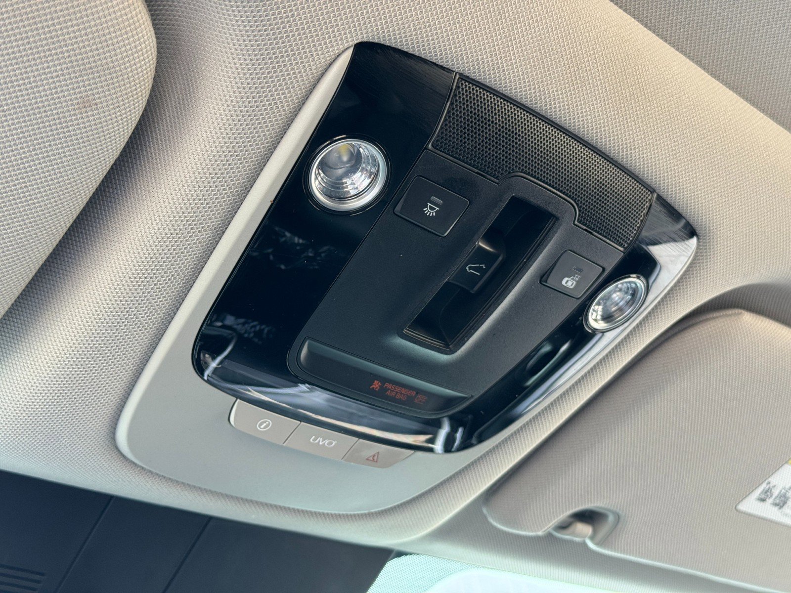 Used 2022 Kia Sorento S w/ Panoramic Sunroof Package FWD image 30