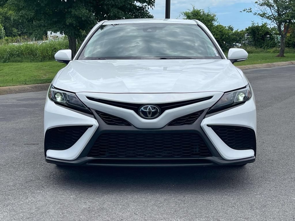 Used 2024 Toyota Camry SE FWD image 10