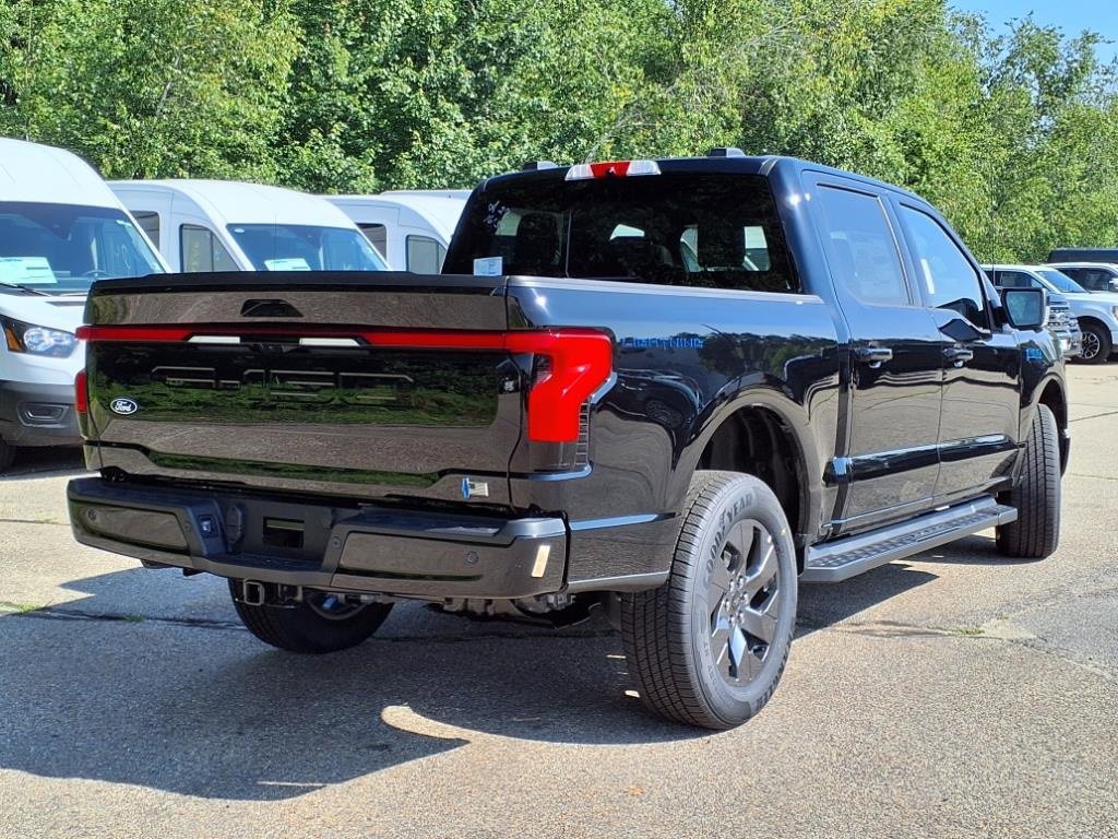 New 2025 Ford F150 Lightning Lariat image 4