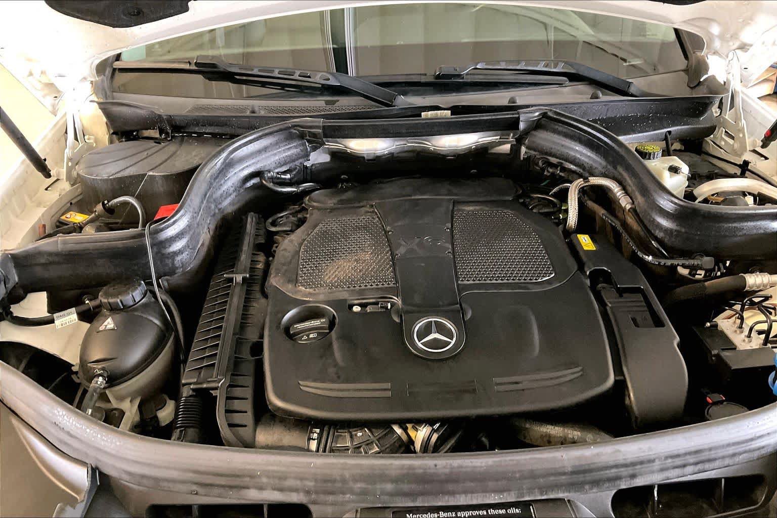 Used 2015 Mercedes-Benz GLK 350 2WD image 27