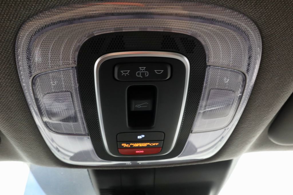Certified 2025 Hyundai Elantra SEL FWD image 32