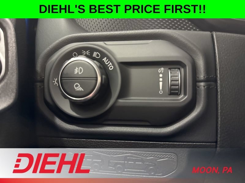 New 2026 Jeep Gladiator Rubicon w/ Steel Power Dome Hood Package AWD/4WD image 23