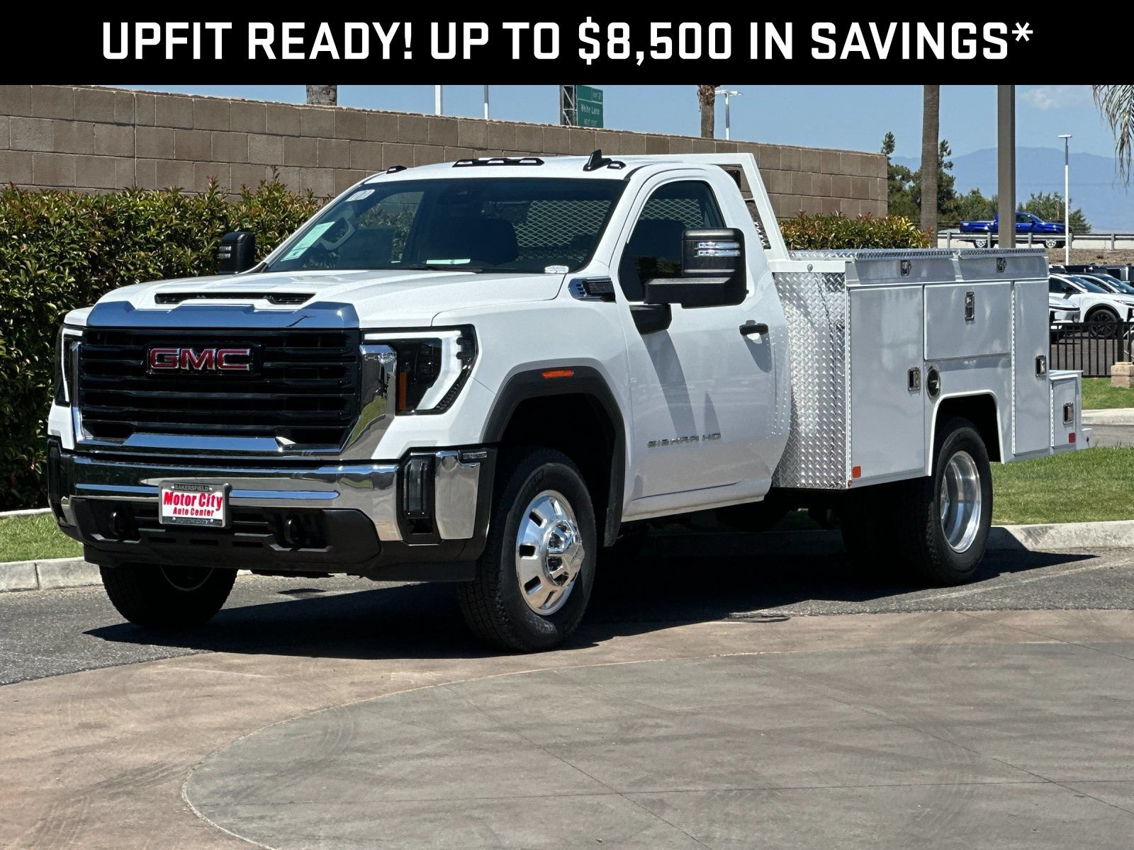New 2025 GMC Sierra 3500 Pro w/ Convenience Package AWD/4WD image 8