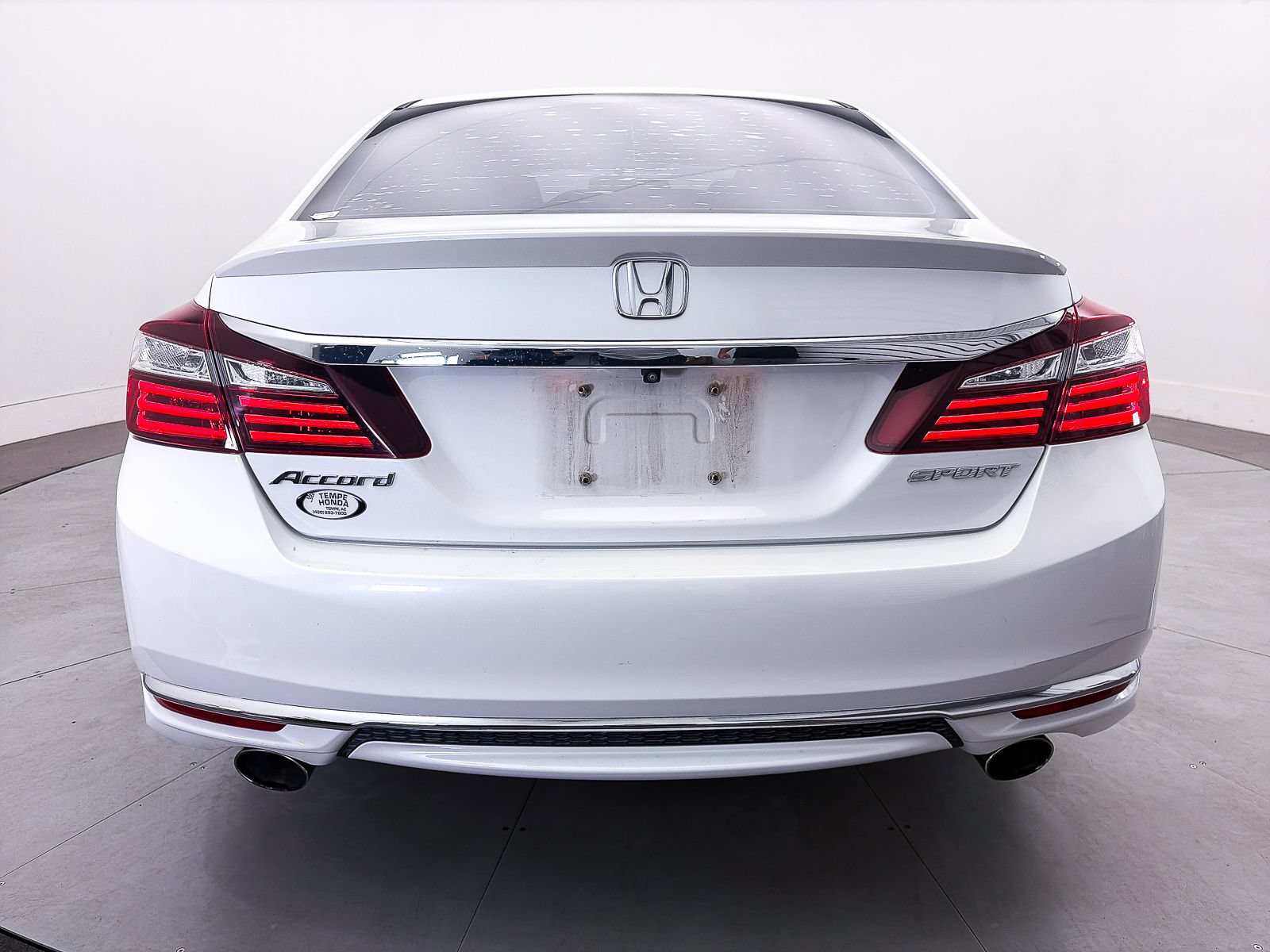 Used 2016 Honda Accord Sport image 9