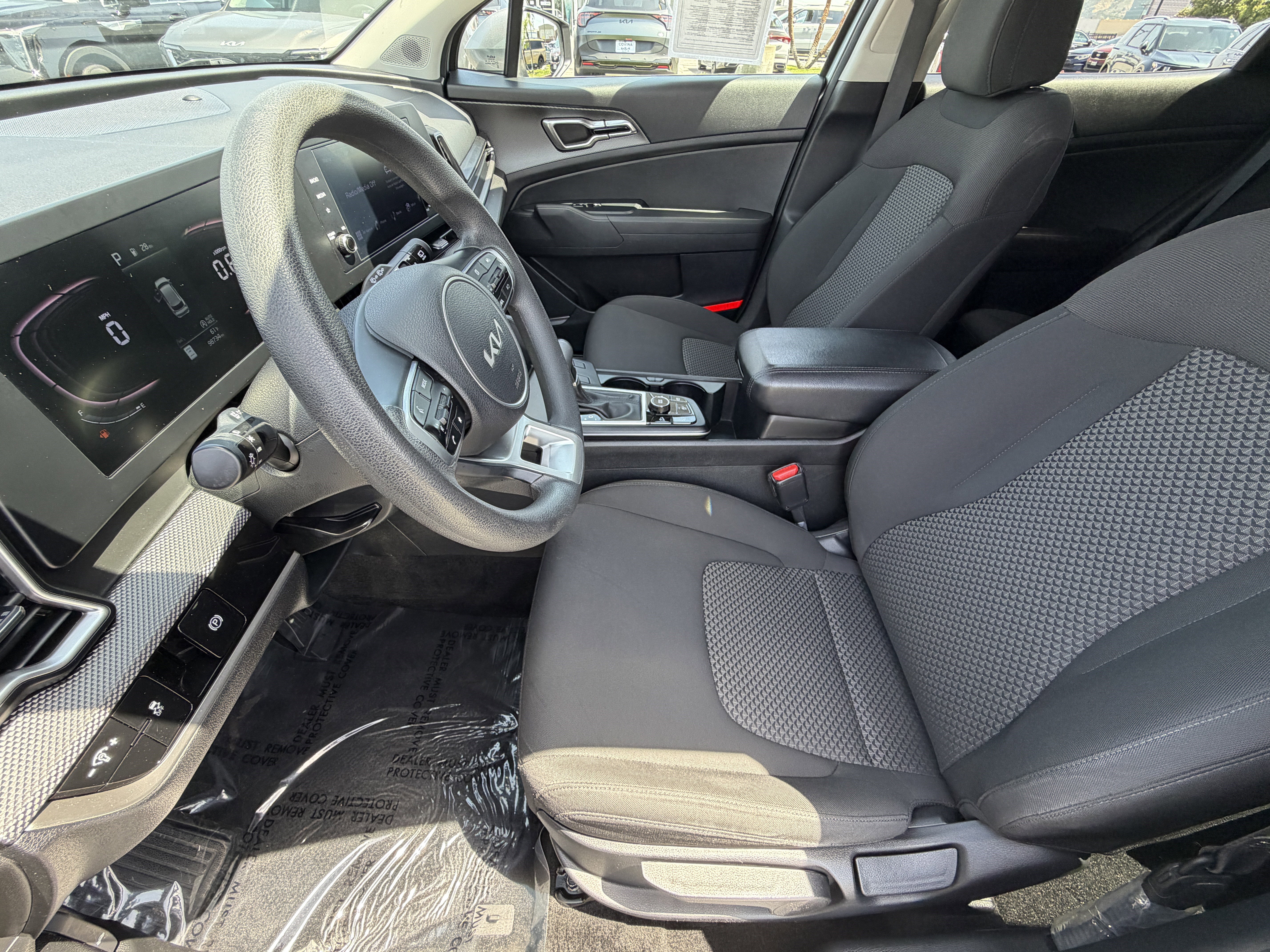 Used 2023 Kia Sportage LX image 15