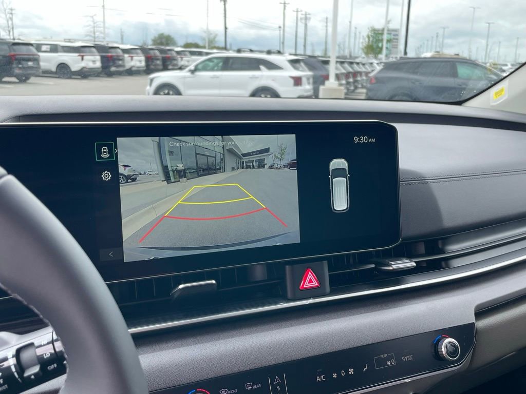 New 2026 Kia Carnival EX image 16