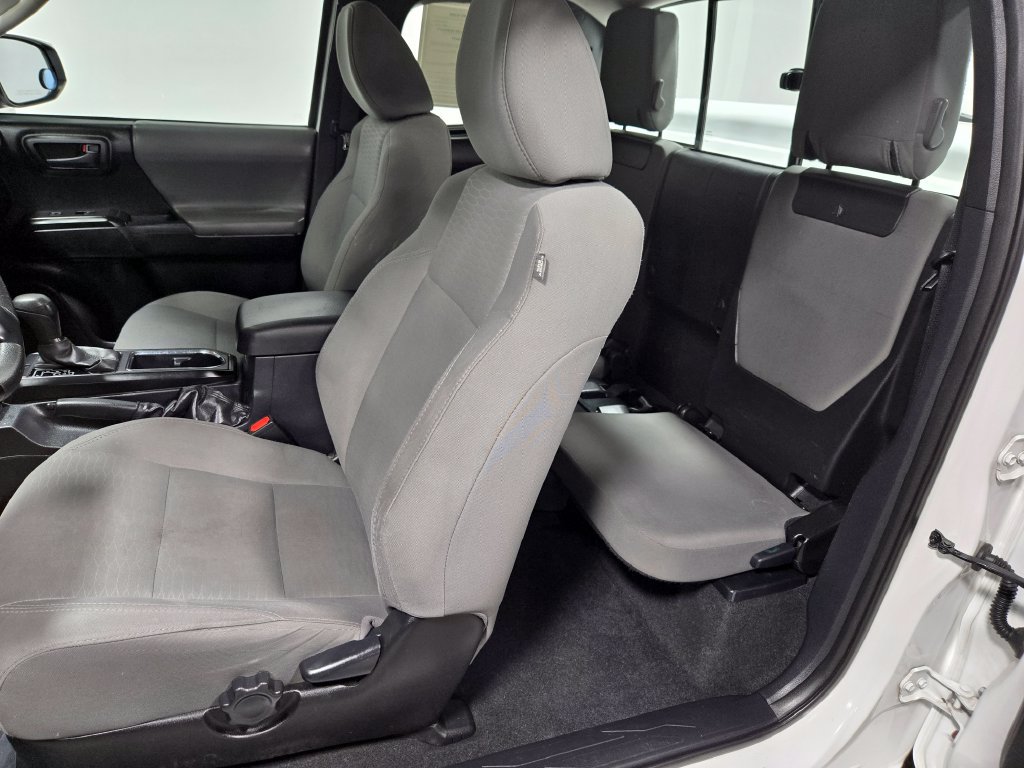 Used 2017 Toyota Tacoma SR RWD image 26
