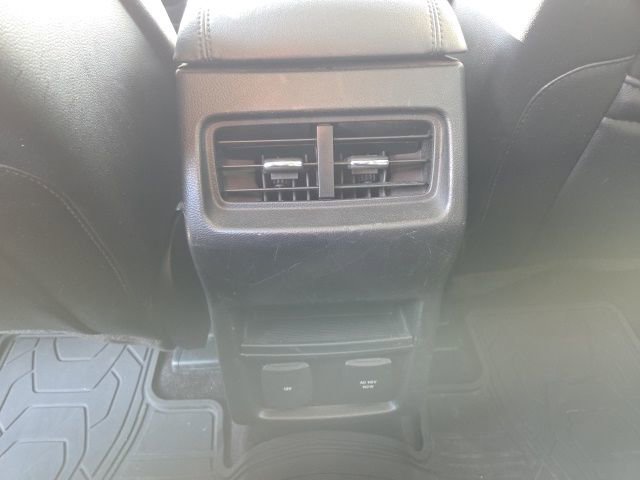 Used 2015 Ford Edge SEL w/ Equipment Group 201A image 23