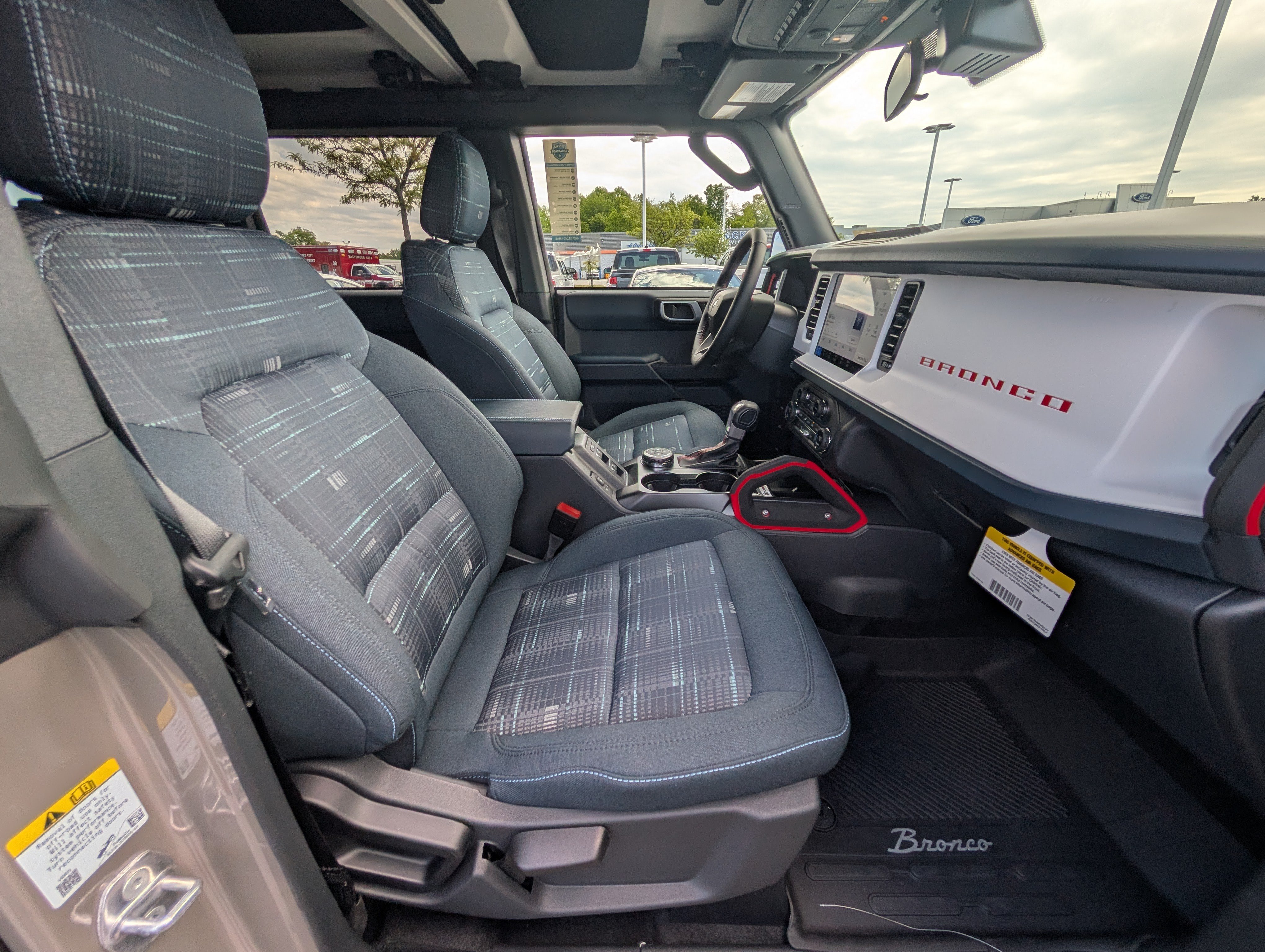 New 2026 Ford Bronco Heritage Edition AWD/4WD image 6