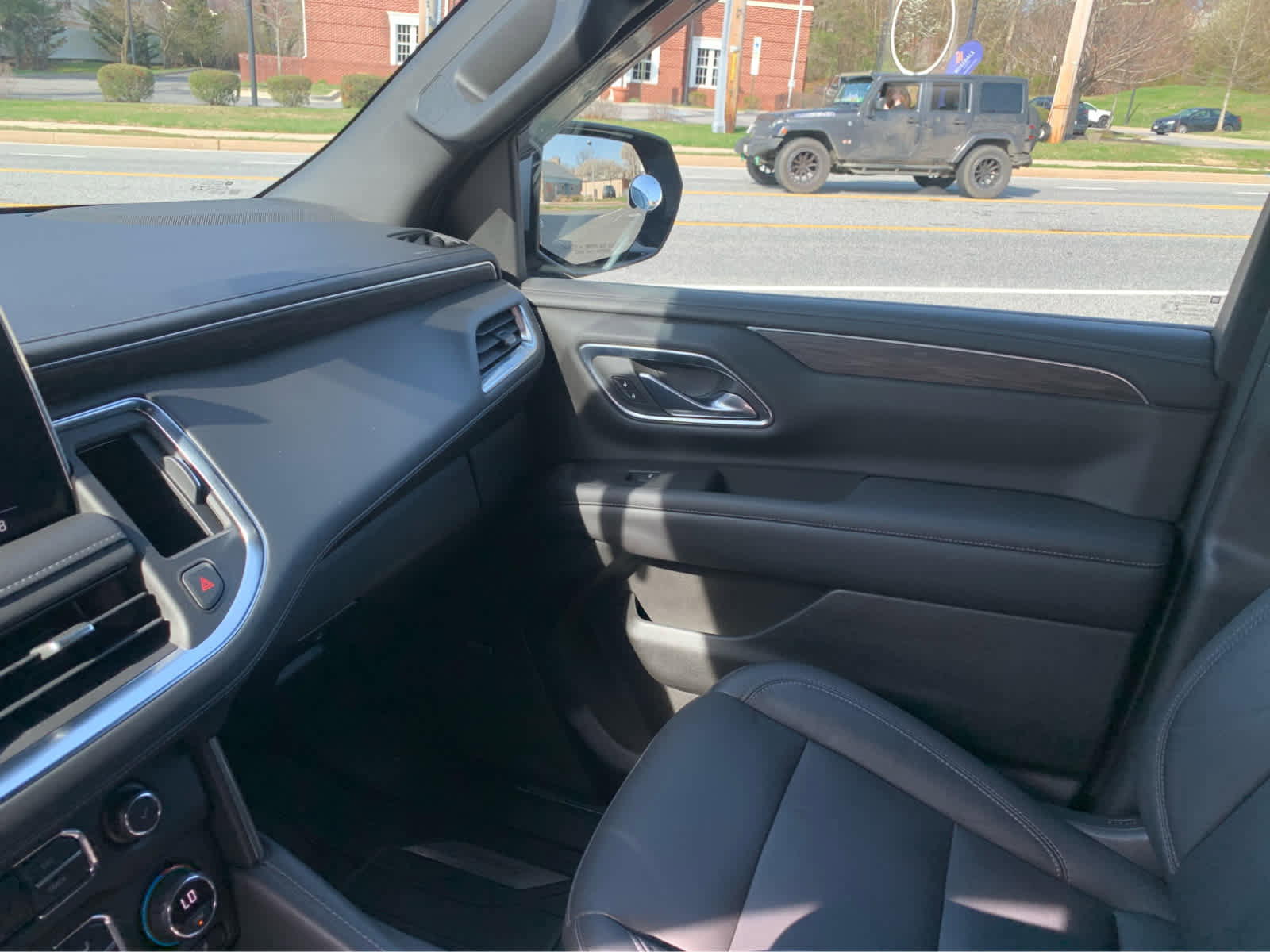 Used 2021 Chevrolet Tahoe LT image 21