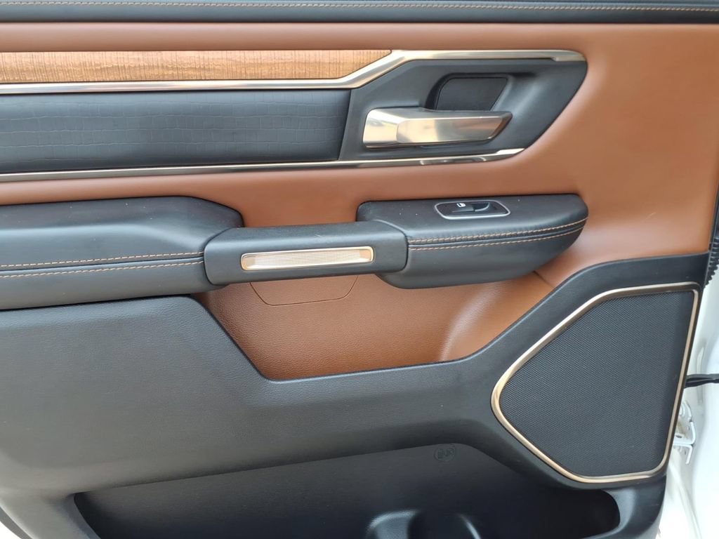 Used 2021 RAM 1500 Limited AWD/4WD image 10