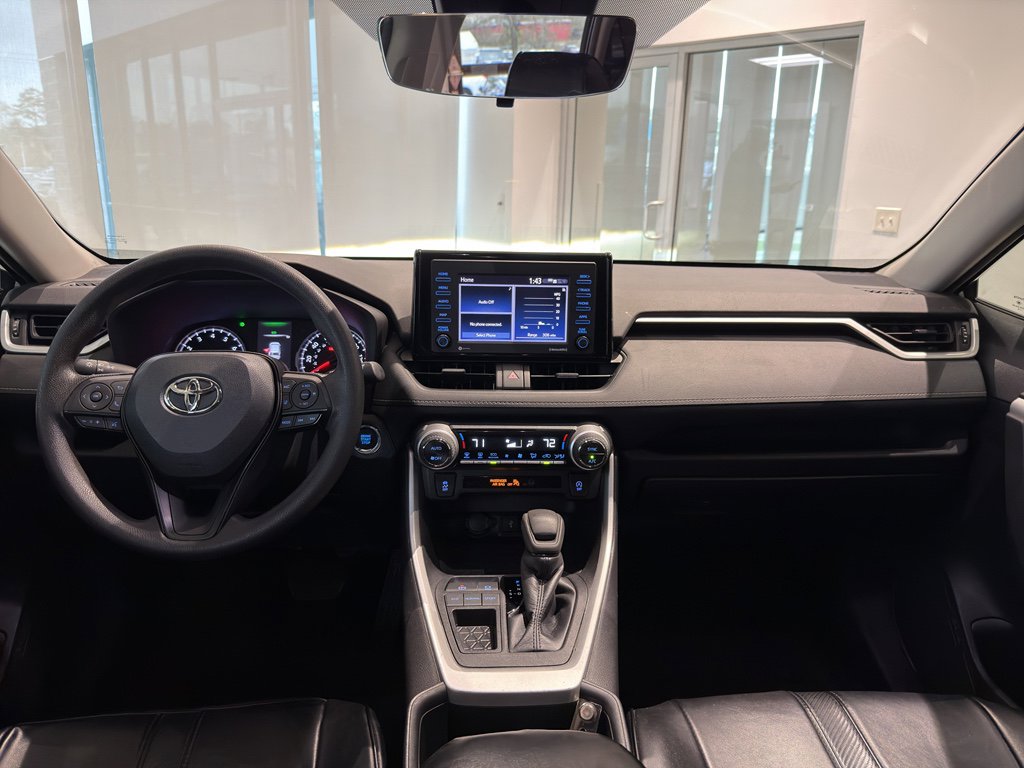 Used 2022 Toyota RAV4 XLE image 15