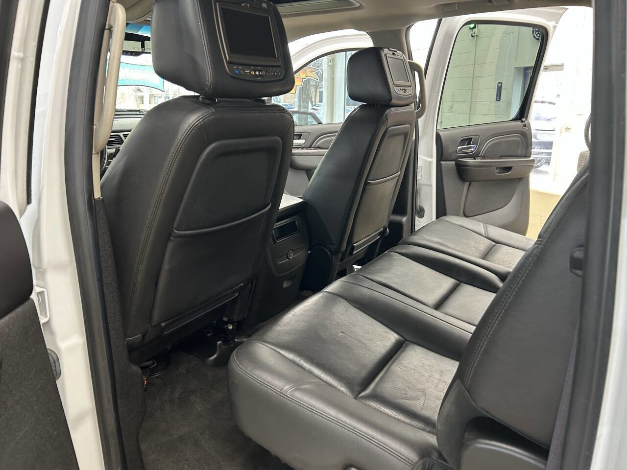 Used 2014 GMC Sierra 2500 Denali w/ Suspension Package, Off-Road image 13