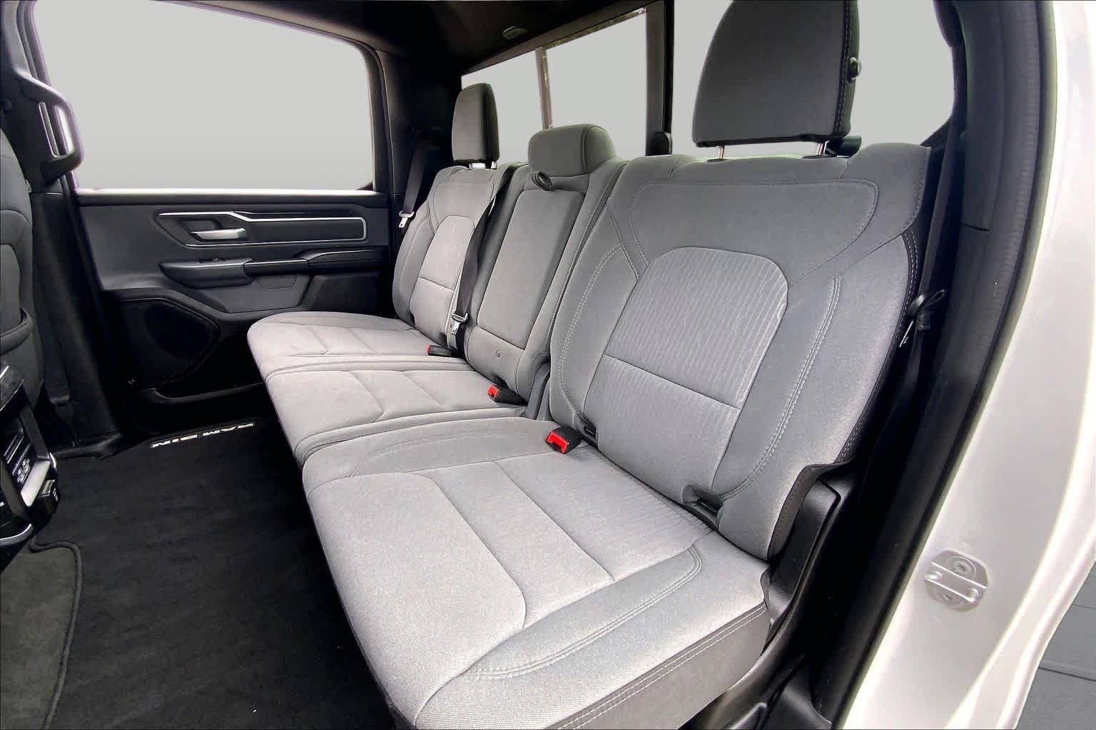 Used 2022 RAM 1500 Big Horn AWD/4WD image 20