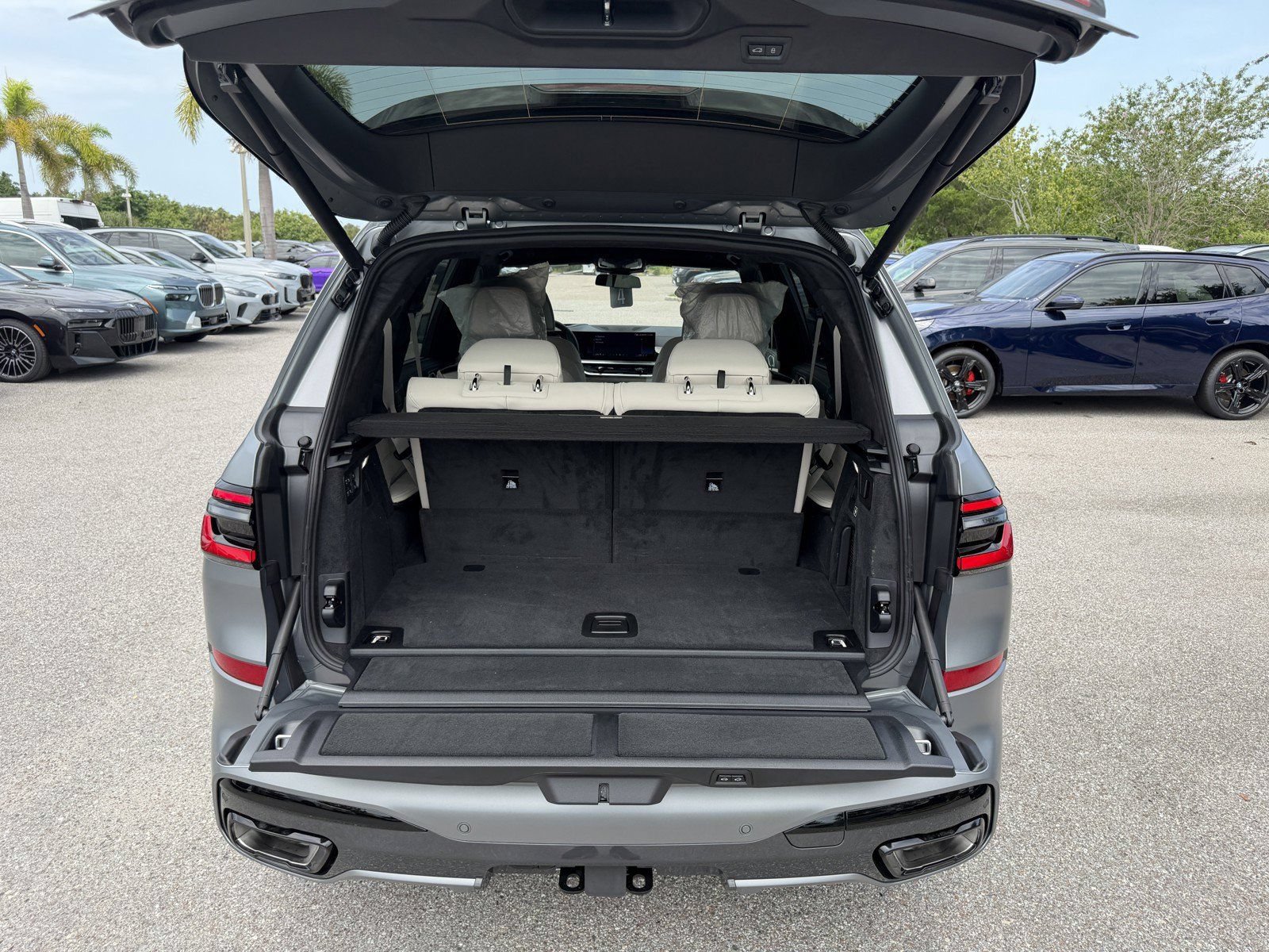 New 2027 BMW X7 xDrive40i AWD/4WD image 12