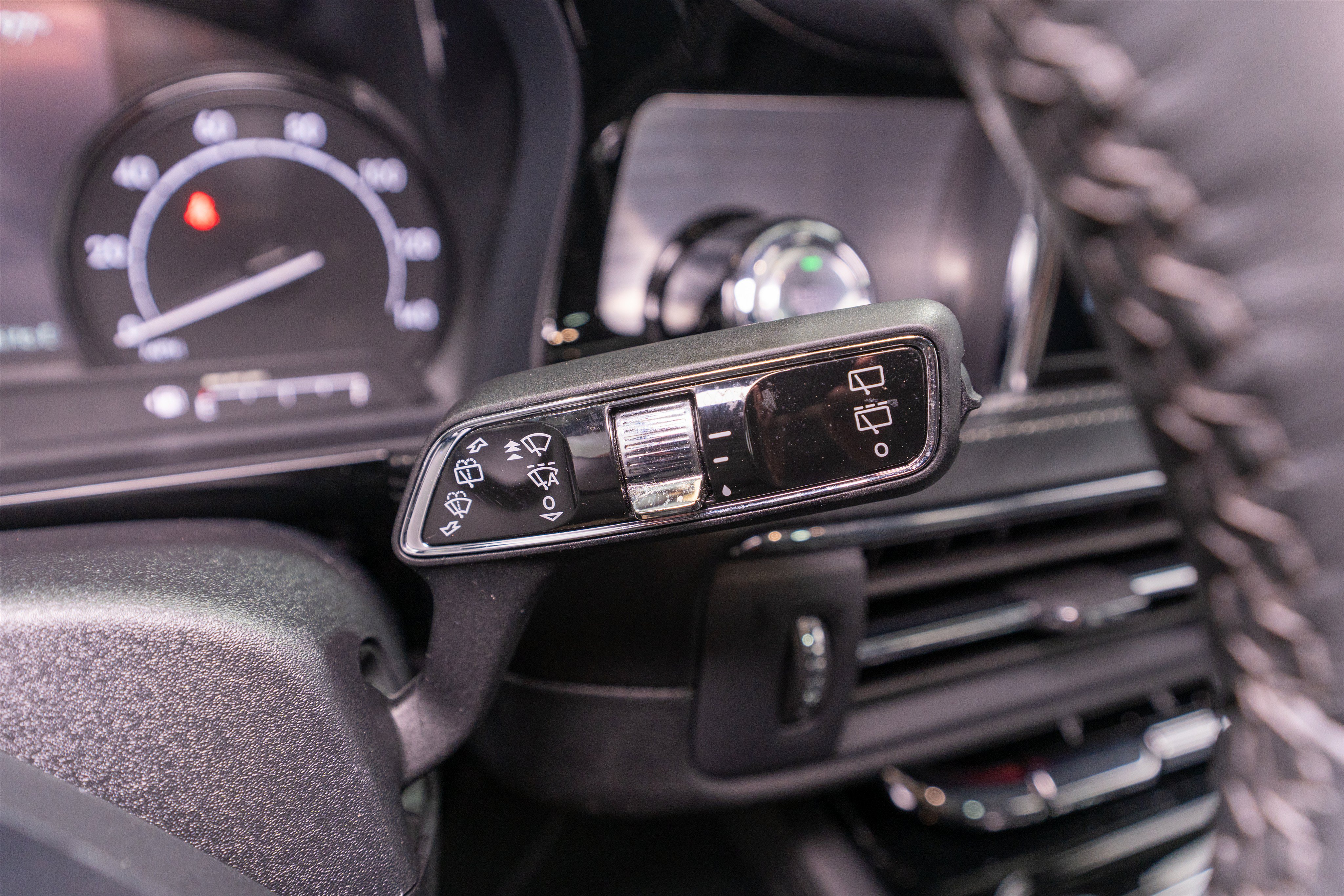 Used 2021 Lincoln Corsair AWD w/ Premium Package image 30