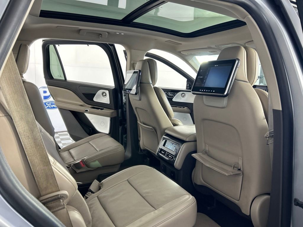 Used 2020 Lincoln Aviator Reserve w/ Equipment Group 202A AWD/4WD image 33