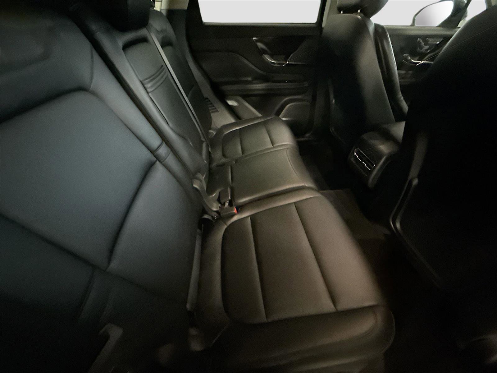 Used 2023 Lincoln Corsair AWD w/ Towing Package image 27