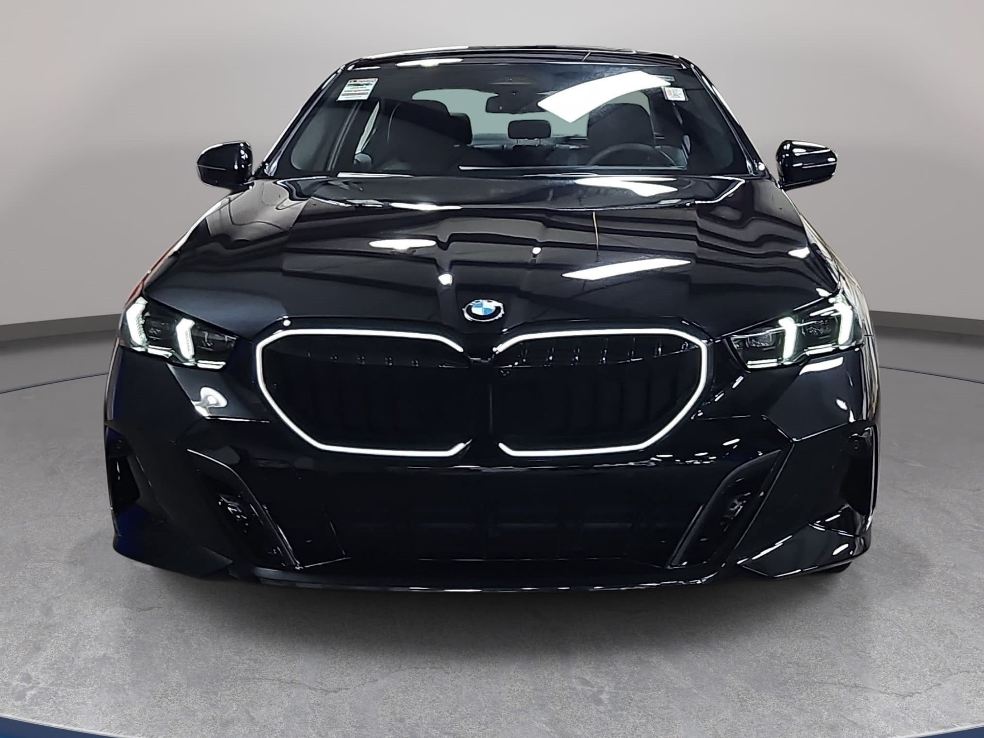New 2027 BMW 530i xDrive AWD/4WD image 2