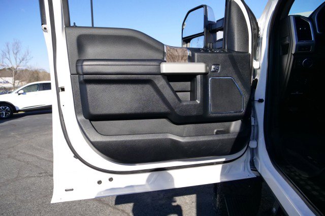 Used 2018 Ford F250 Lariat w/ Lariat Ultimate Package image 31