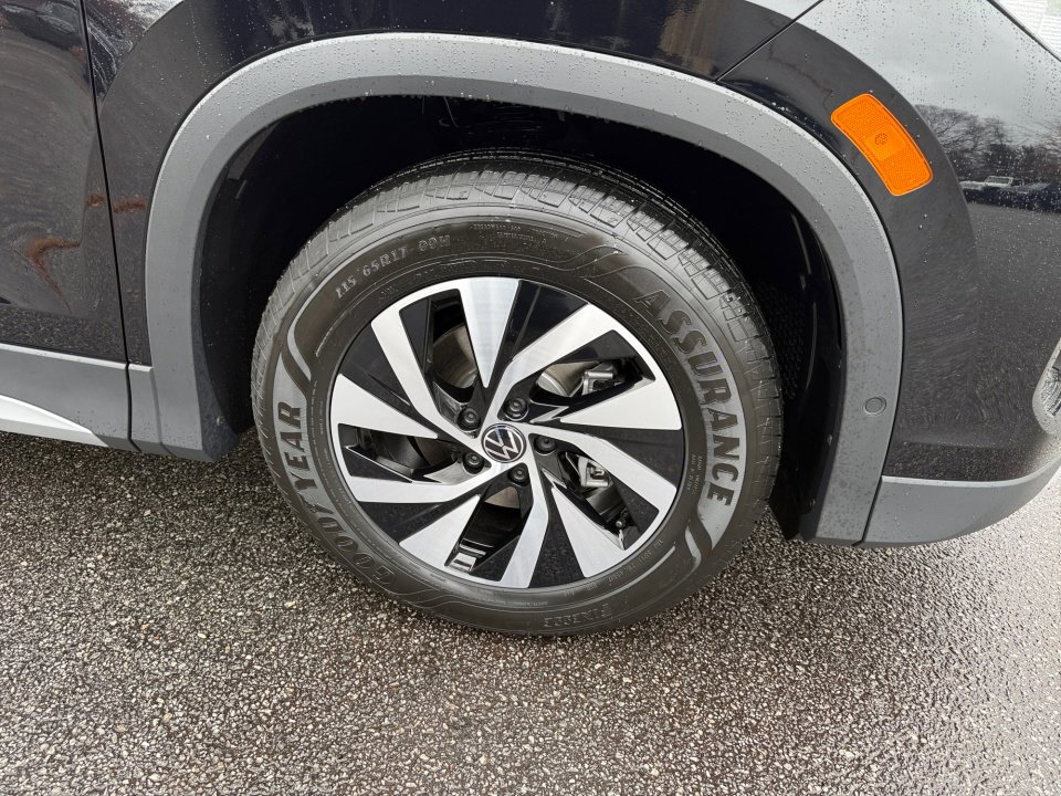 New 2026 Volkswagen Tiguan S image 25