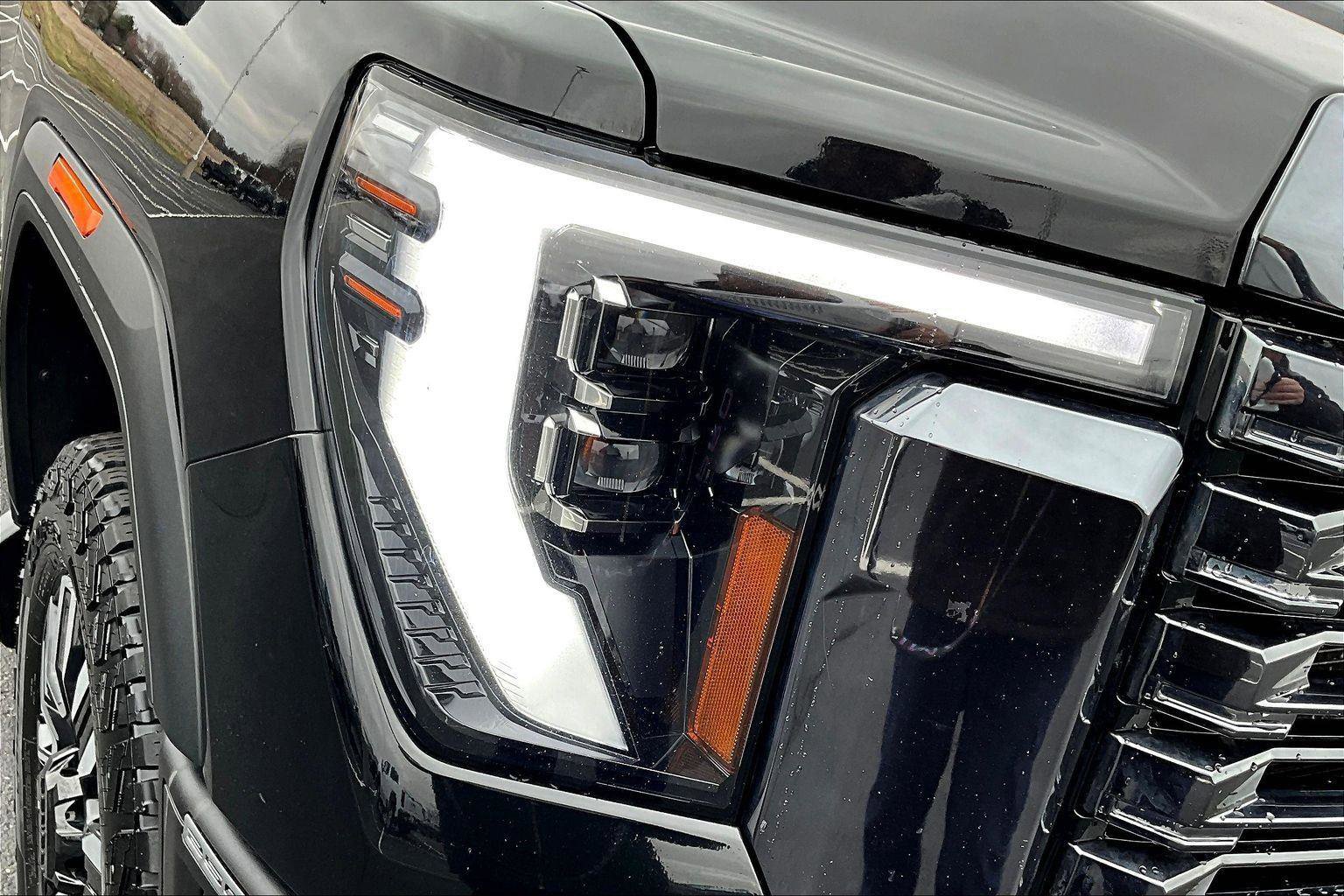 Used 2024 GMC Sierra 2500 Denali Ultimate w/ LPO, GMC Protection Package image 30