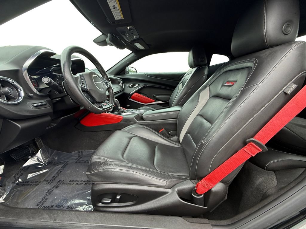 Used 2021 Chevrolet Camaro SS w/ Redline Edition RWD image 9