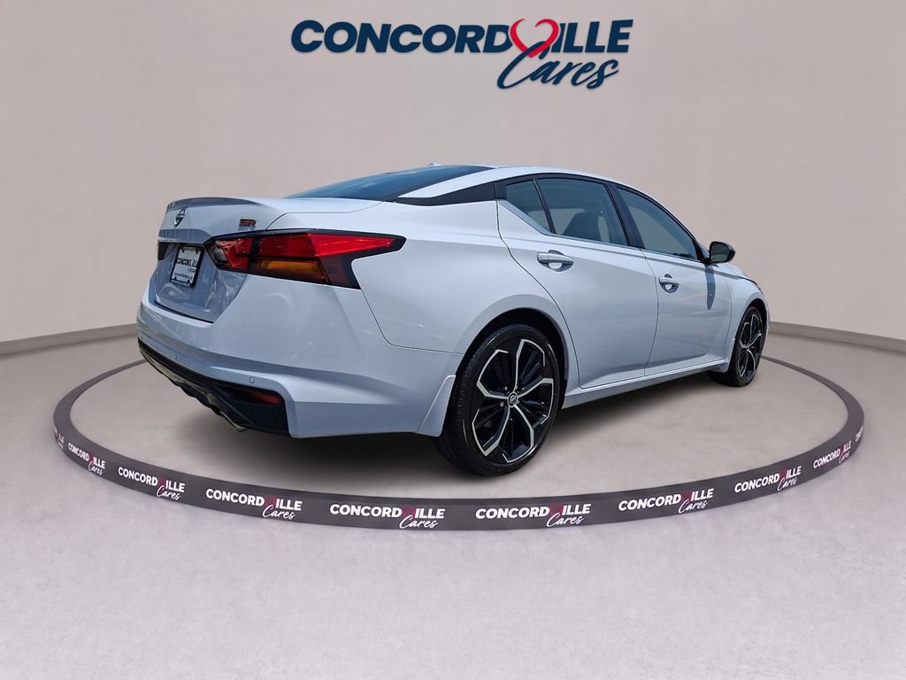 Certified 2024 Nissan Altima 2.5 SR FWD image 7
