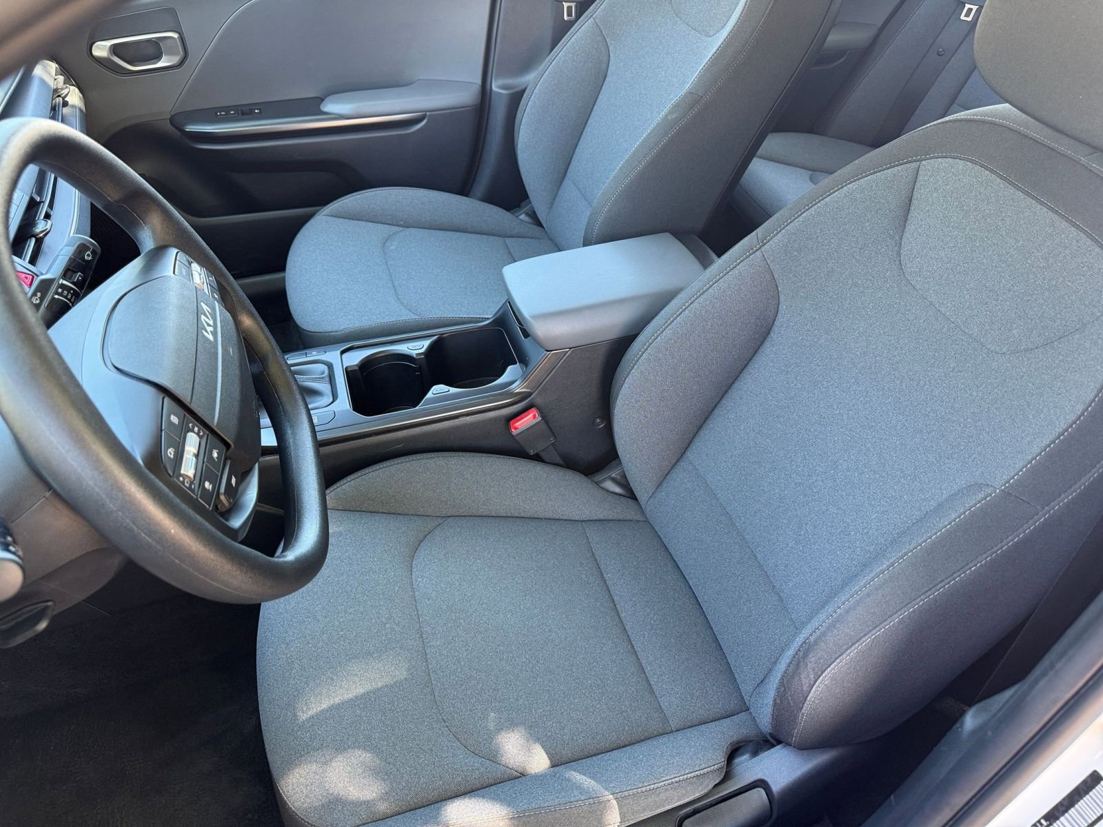 Used 2025 Kia K4 FWD image 37
