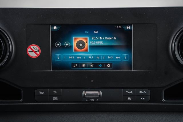 Used 2024 Mercedes-Benz Sprinter 2500 image 21