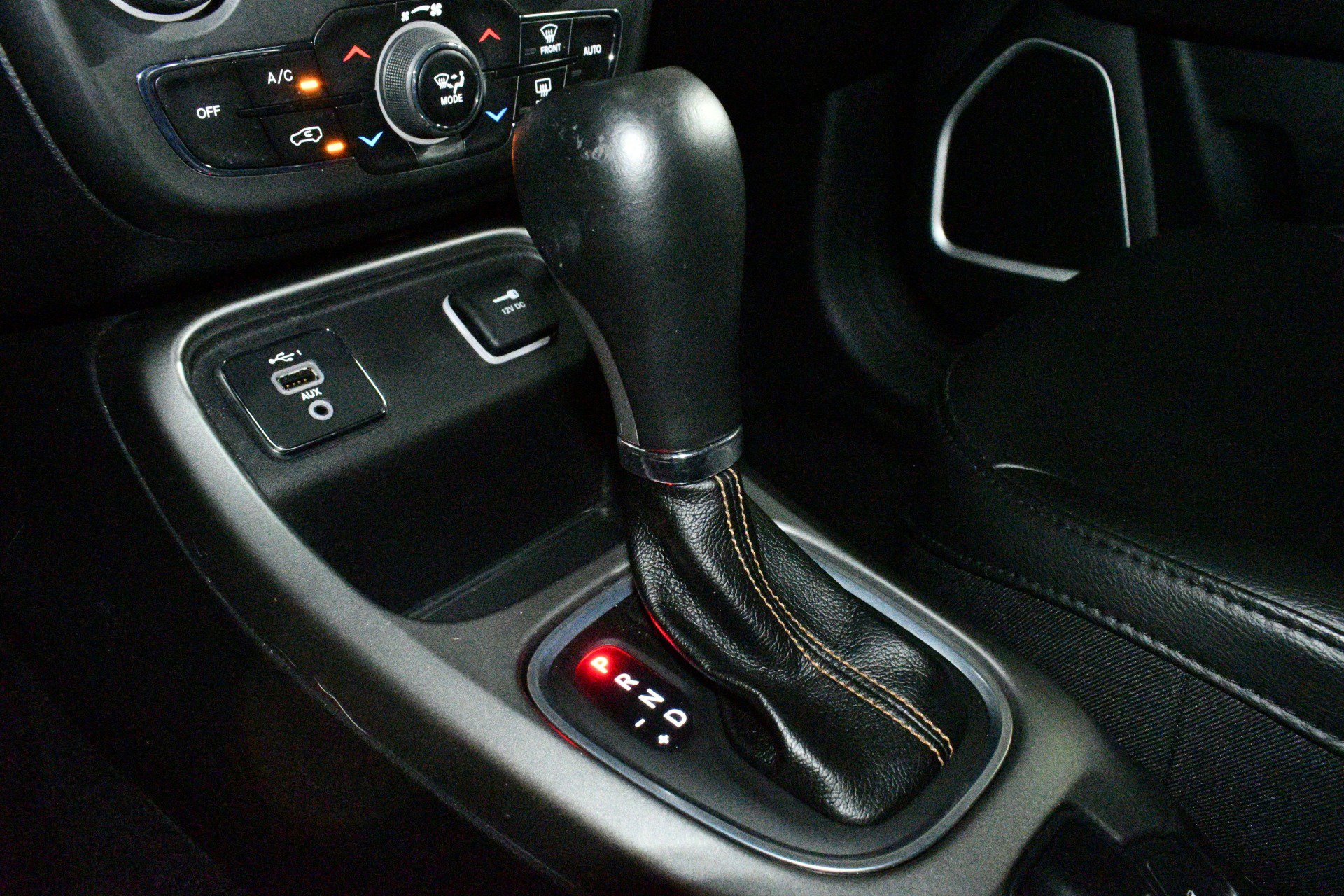 Used 2019 Jeep Compass Latitude w/ Popular Equipment Group image 39