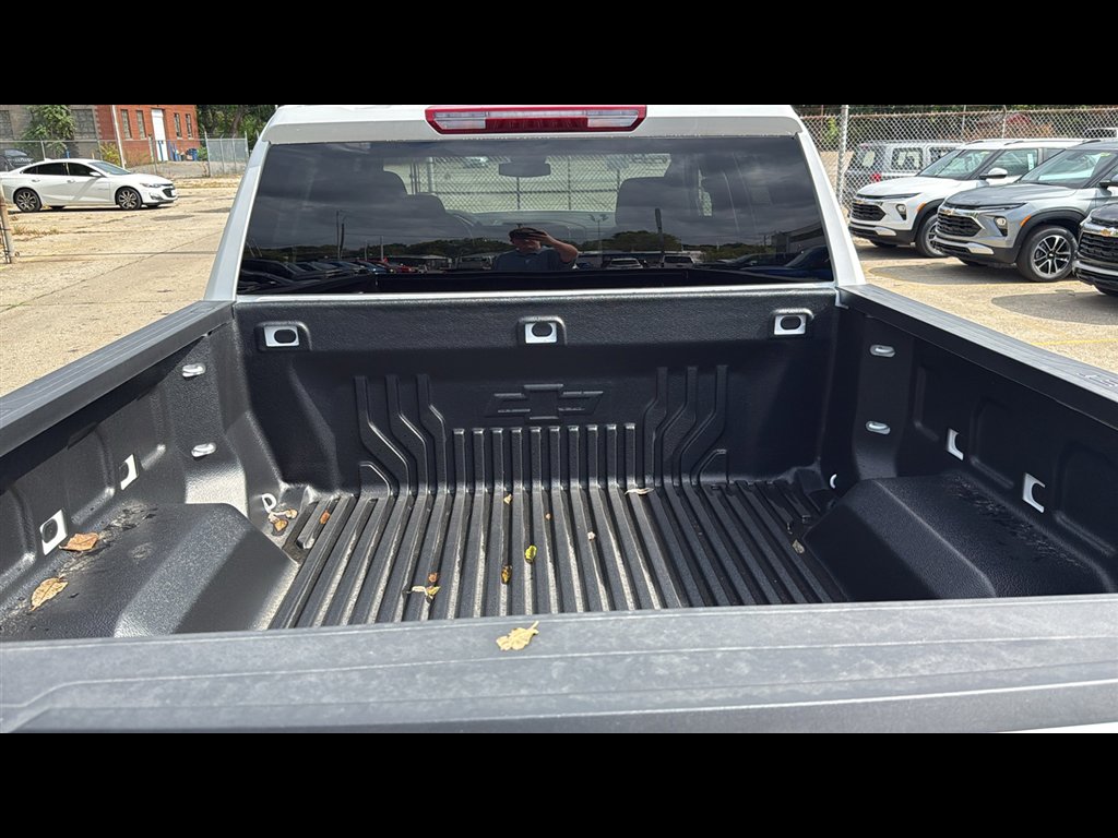 New 2026 Chevrolet Silverado 1500 LT image 25