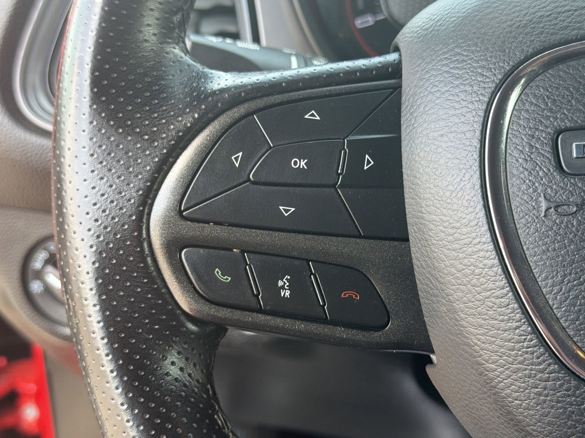 Used 2023 Dodge Challenger SXT w/ Blacktop Package image 12