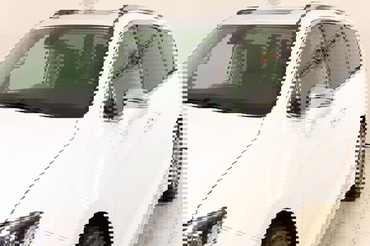 Used 2019 Chrysler Pacifica Limited w/ Tire & Wheel Group image 51