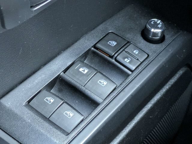 Used 2017 Toyota Tacoma SR w/ SR Convenience Package RWD image 23