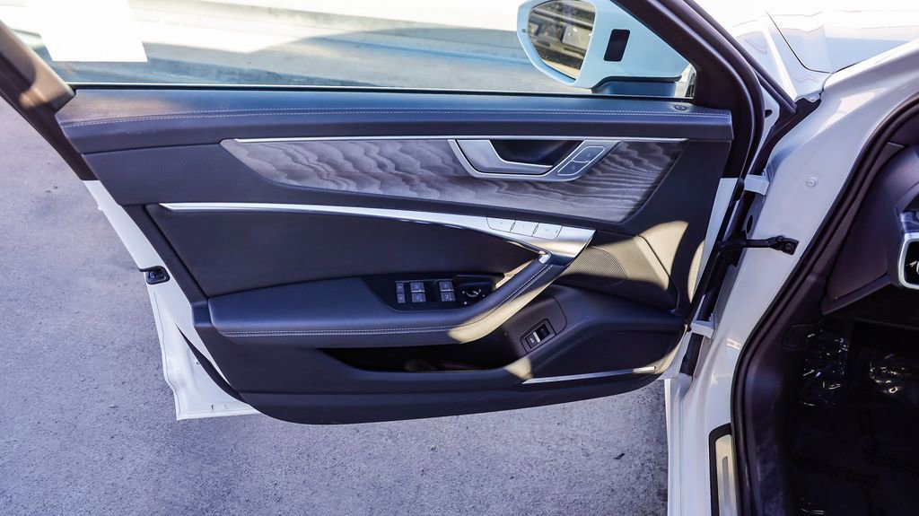 Used 2024 Audi A6 Premium Plus image 22