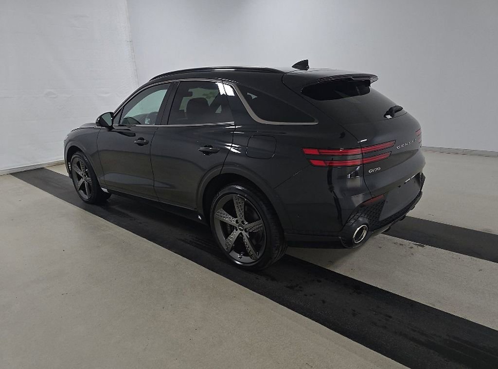 Used 2025 Genesis GV70 2.5T w/ Sport Prestige Package AWD/4WD image 3